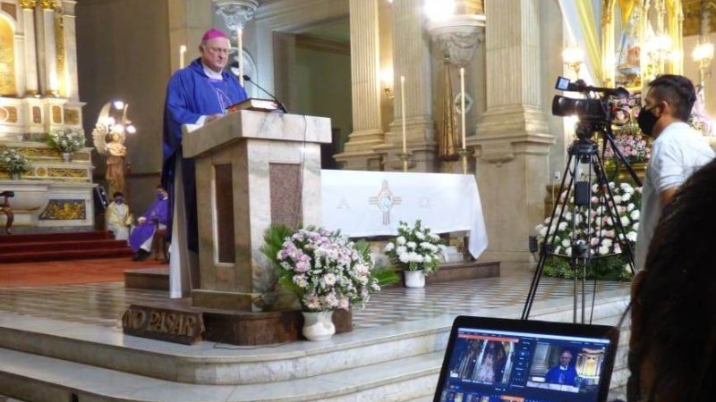 Homenaje de los medios de comunicación social