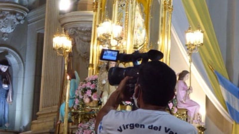 Homenaje de los medios de comunicación social