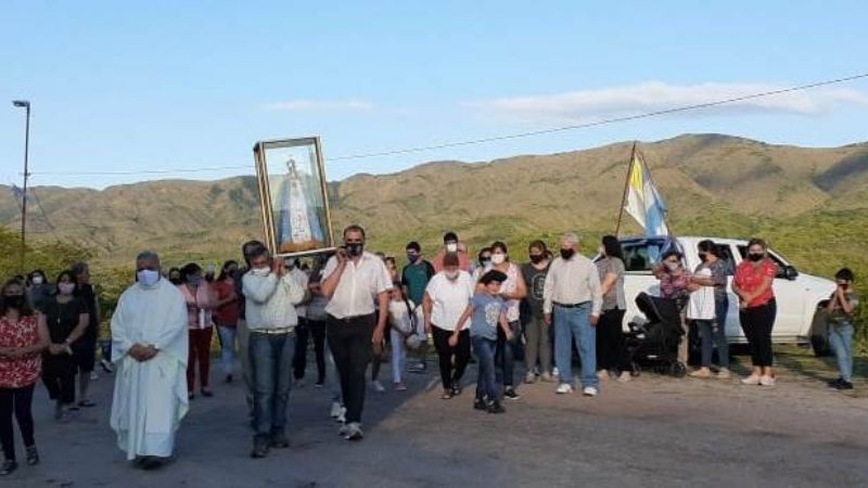 Caravana con la Virgen del Valle en Las Lajas