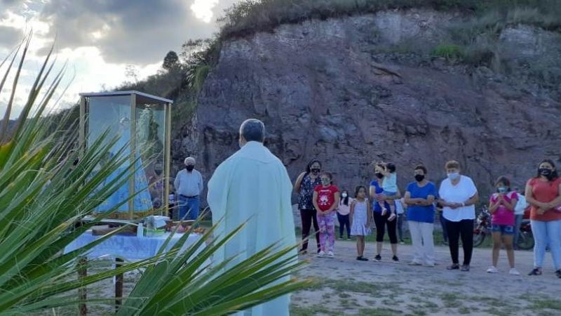 Caravana con la Virgen del Valle en Las Lajas