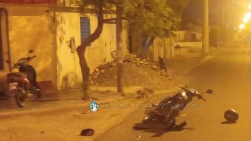 Adolescente en moto protagonizó un choque en Villa Cubas