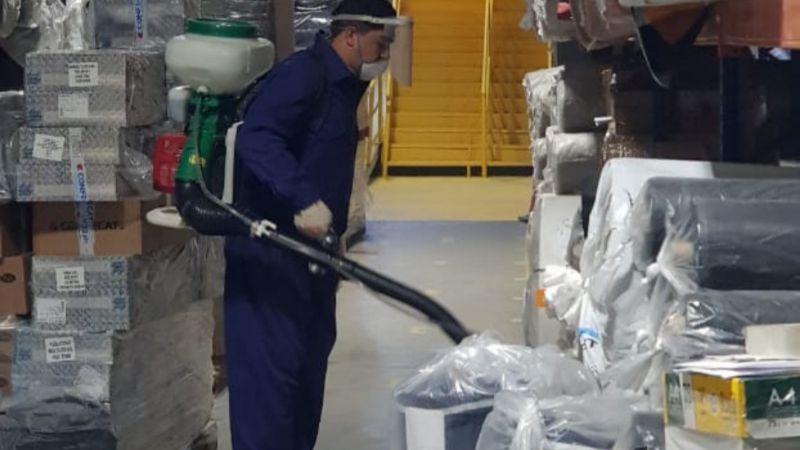 Inspección en la fábrica CONFECAT en su reapertura