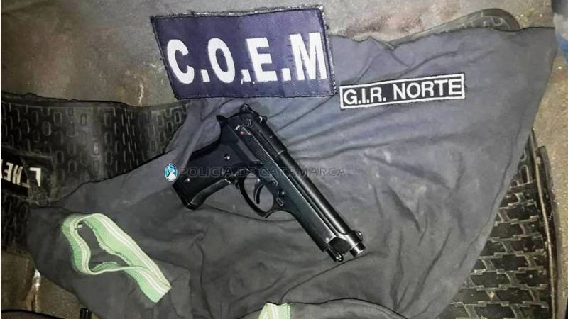 Jóvenes intentaron escapar con una moto robada y una pistola