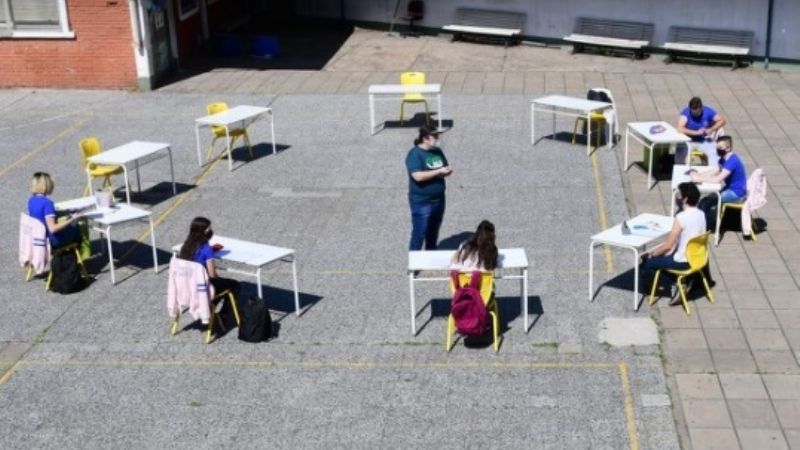Habilitan el regreso de todos los chicos a los colegios desde el próximo lunes