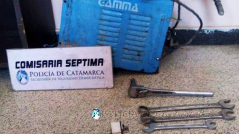 Demoran a un adolescente por el robo en una bloquera