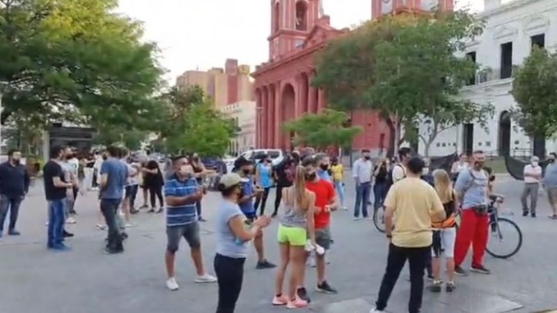 Protesta de dueños de bares, restaurantes y gimnasios