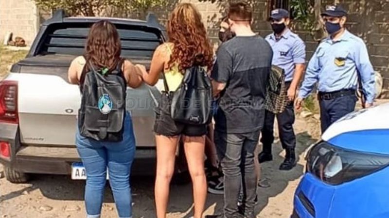 Alocada persecución, siete jóvenes detenidos y una camioneta secuestrada