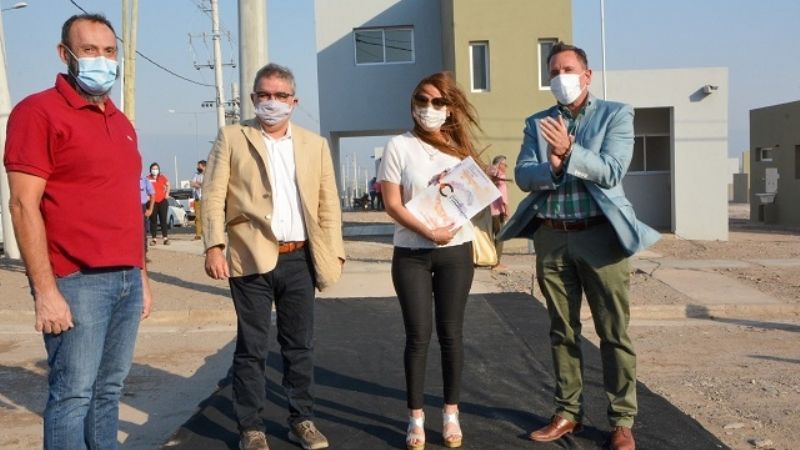 Nueva entrega de viviendas en Valle Chico