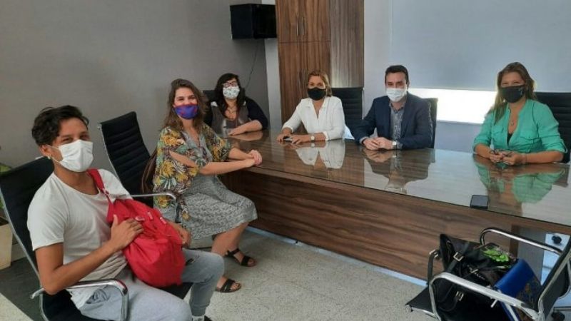 Reunión por el regreso de eventos culturales