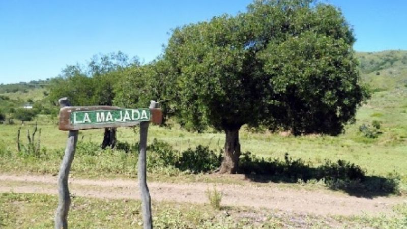 Auto cayó a un barranco: una mujer y una bebé terminaron heridas