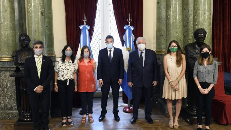 Media sanción en Diputados para la ley de los “Mil Días”