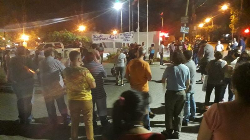 Tercera marcha a favor de la minería