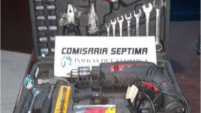 Secuestran varias herramientas y demoran a dos adolescentes