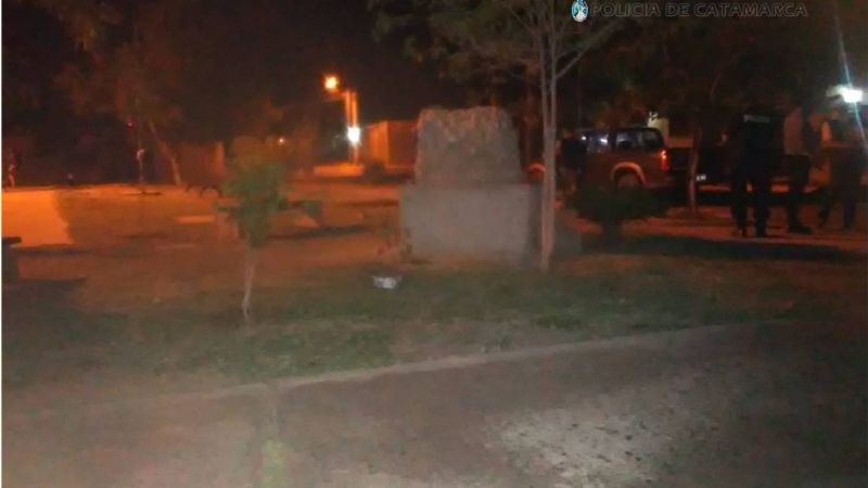En ataque a policías, una niña terminó herida con balas de goma