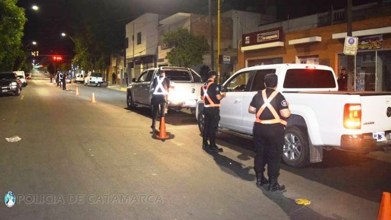 Madrugada indisciplinada: 13 vehículos secuestrados y 22 arrestados