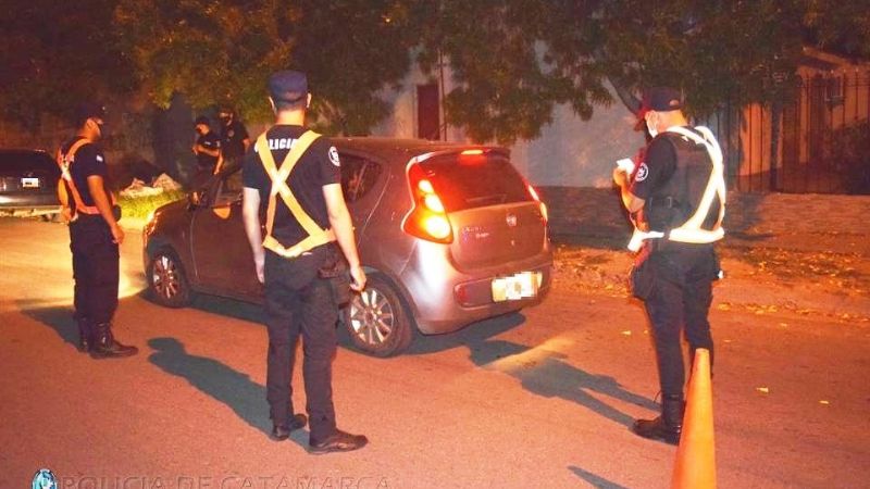 Madrugada indisciplinada: 13 vehículos secuestrados y 22 arrestados