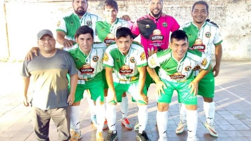 Los Sureños, primer semifinalista del Futsal Chacarero