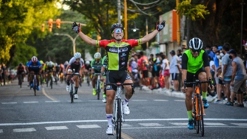 Fray Mamerto Esquiú se consolida con otro éxito rutero