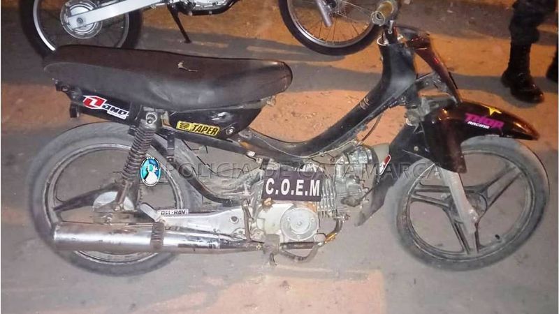 Menor de 14 años conducía una moto robada el año pasado