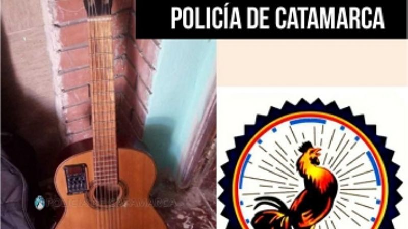 Le robaron la guitarra