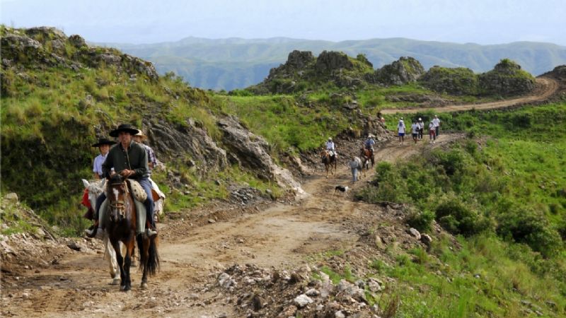 Los peregrinos llegan a los pies de la Madre del Valle