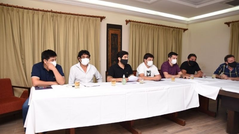 Saadi se reunió con los concejales