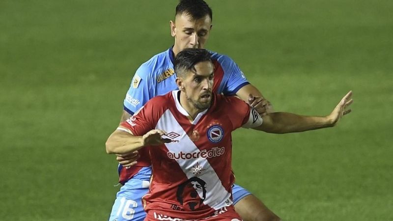 Argentinos venció a Arsenal y lidera la Zona “A”