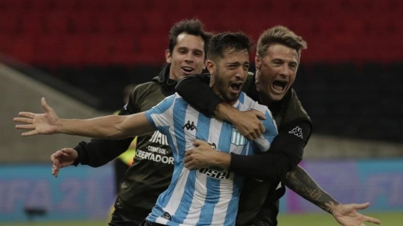 Racing venció 5-3 a Flamengo por penales y está en 4tos