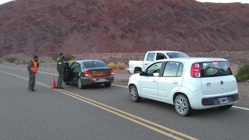 Controlan el ingreso a pescadores en Fiambalá