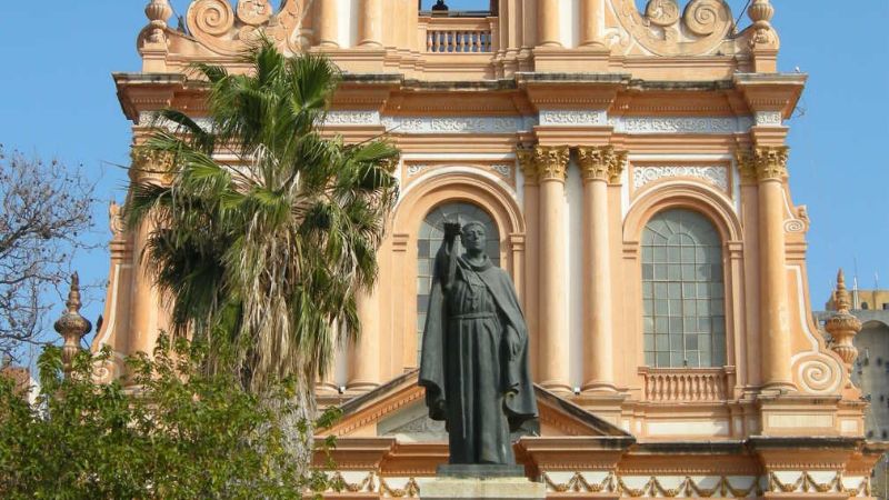 Actividades en el templo franciscano y El Calvario