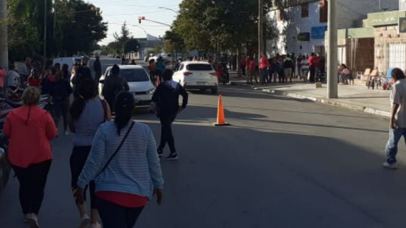 Tensión en Recreo por la falta de dinero en cajeros