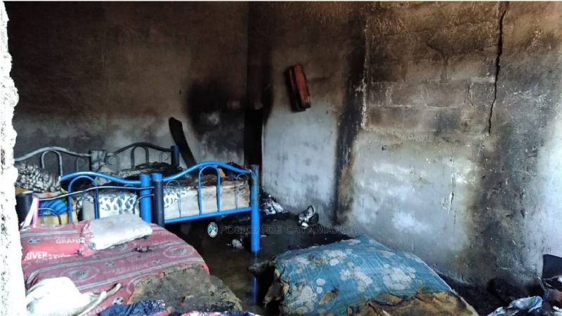 Rescatan de un incendio a una familia con síntomas de asfixia