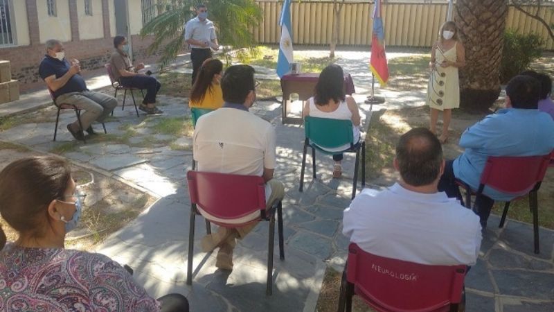 La ministra Palladino entregó equipamiento enviado de Nación