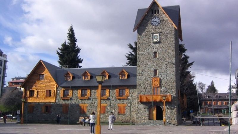 Bariloche demandará a los estudiantes que viajaron sabiendo que tenían coronavirus