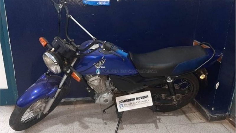 Circulaba en una moto robada