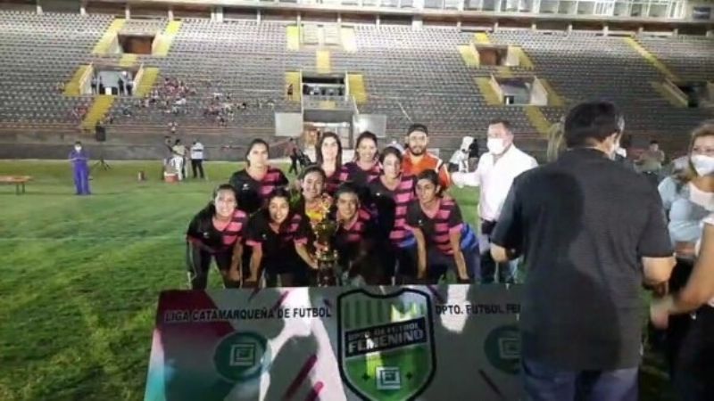 TMC, campeón del F5 Femenino en la Capital