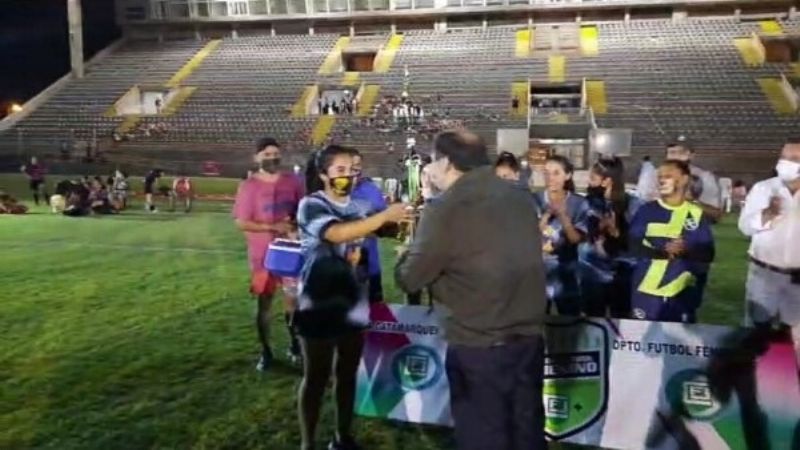 TMC, campeón del F5 Femenino en la Capital
