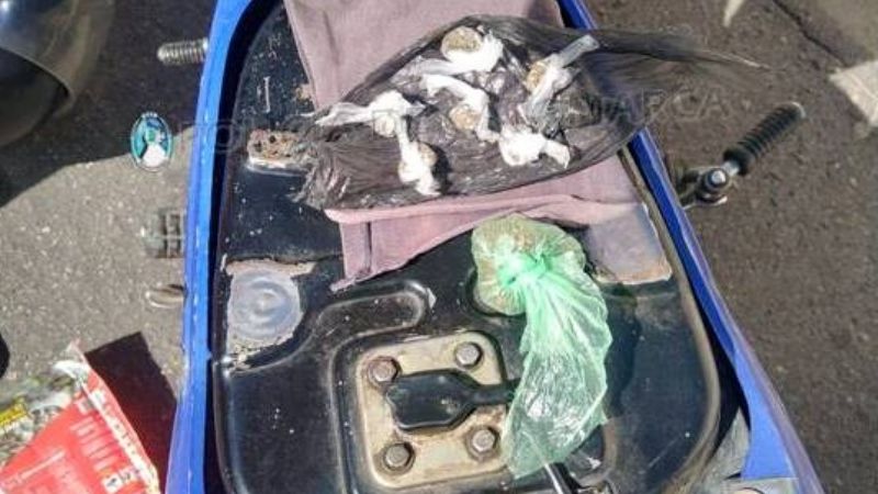 Llevaba 10 gr. de marihuana en la moto