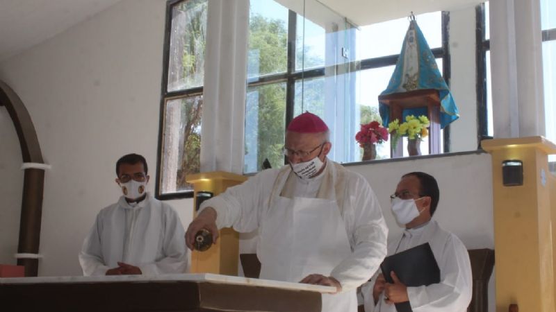 Consagran los templos de la Virgen del Valle de La Ramadita y Retiro