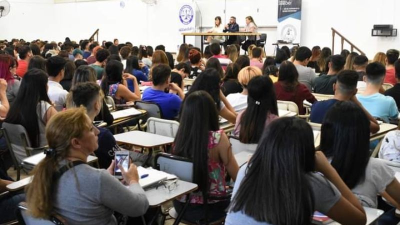 La CONEAU acreditó la Carrera de Abogacía
