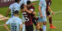 FESTEJO DE ACOSTA, en la goleada de Lanús de Bolivar de Bolivia.