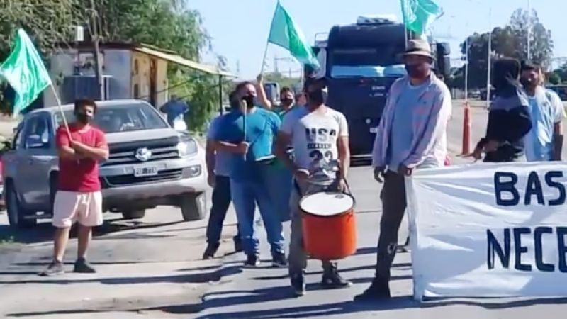 Piquete de municipales de Recreo en la ruta 157