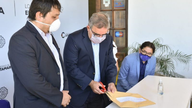 Apertura de sobres para la obra de la Ruta Provincial N°3