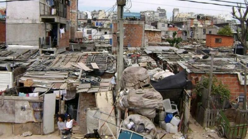La pobreza en Argentina subió a 44,2%