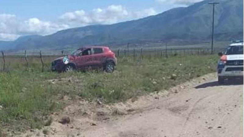 Volcó un auto cerca de Aconquija