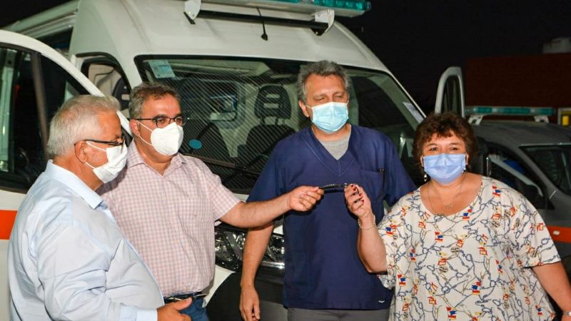 Inauguraciones y entrega de viviendas en departamentos del Este