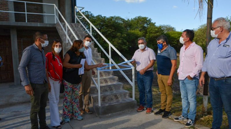 Inauguraciones y entrega de viviendas en departamentos del Este