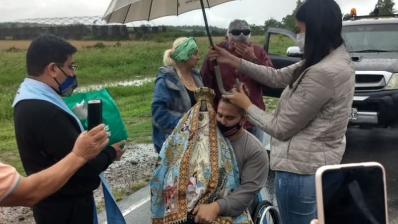 La Virgen fue al encuentro de un peregrino que venía a Catamarca