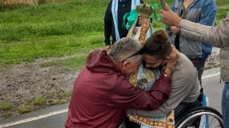 La Virgen fue al encuentro de un peregrino que venía a Catamarca
