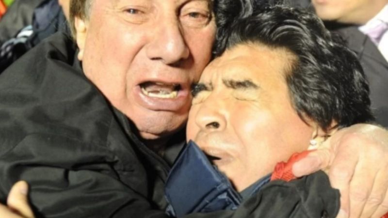 Bilardo aún no sabe que murió Diego Maradona